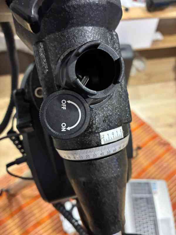 Dalekohled Sky-Watcher 150PDS, montáž Celestron - foto 18