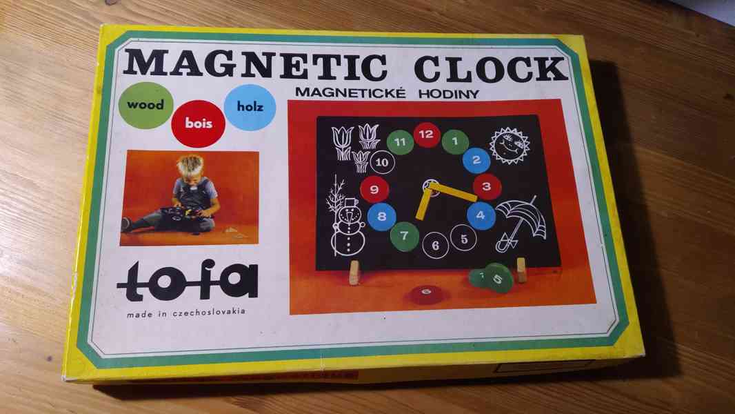 Retro magnetické hodiny TOFA 