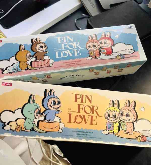 Labubu – Pin for Love (N–Z) originální - foto 2