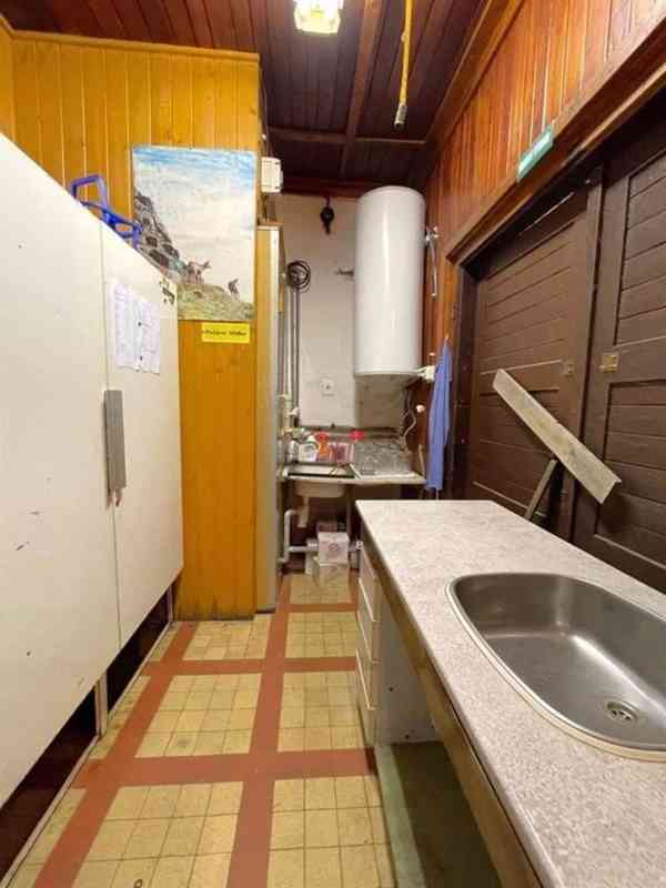 Prodej stavby občanského vybavení v Doksech. - foto 14