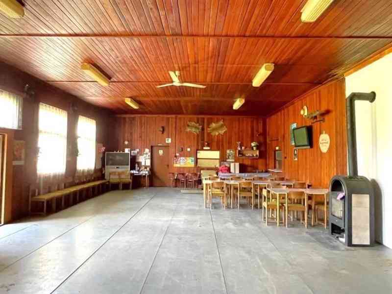 Prodej stavby občanského vybavení v Doksech. - foto 6