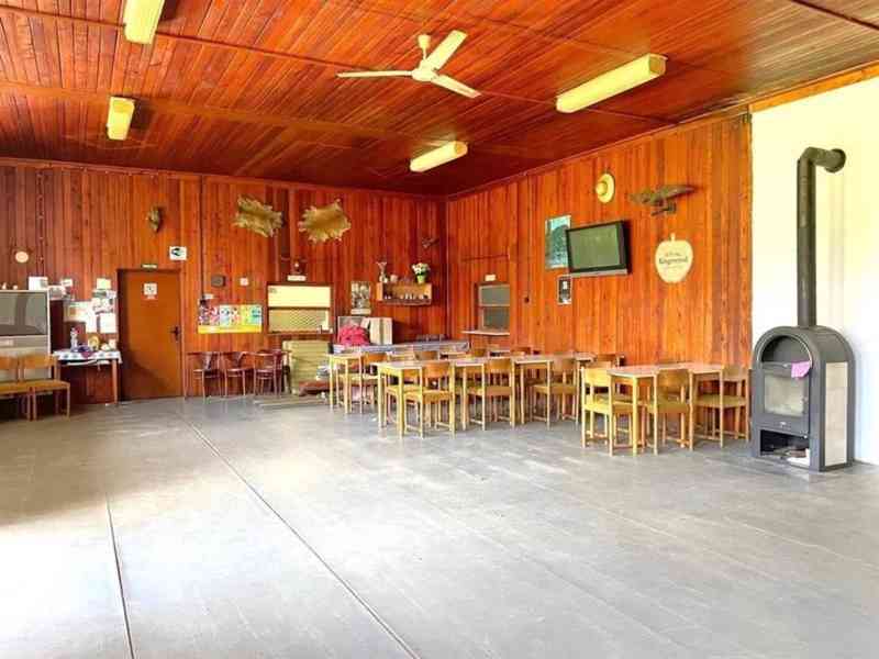 Prodej stavby občanského vybavení v Doksech. - foto 4