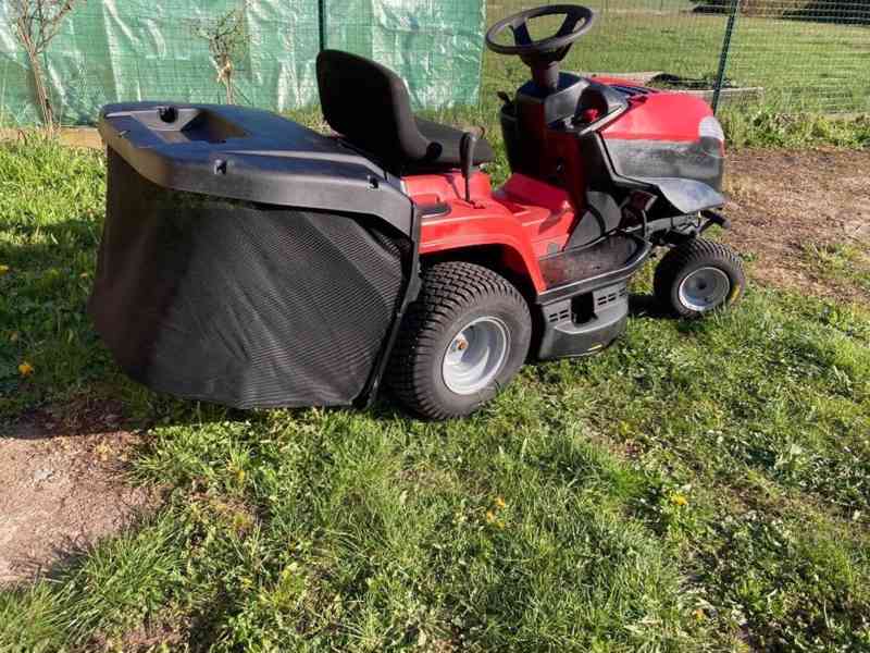 Sekačka , traktůrek Castelgarden - foto 4