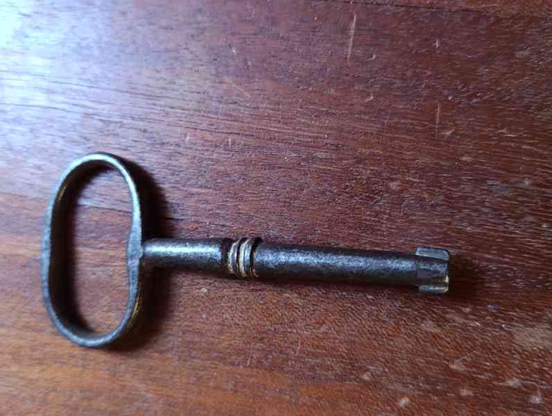 Staré gotické, barokní a vintage klíče - foto 13