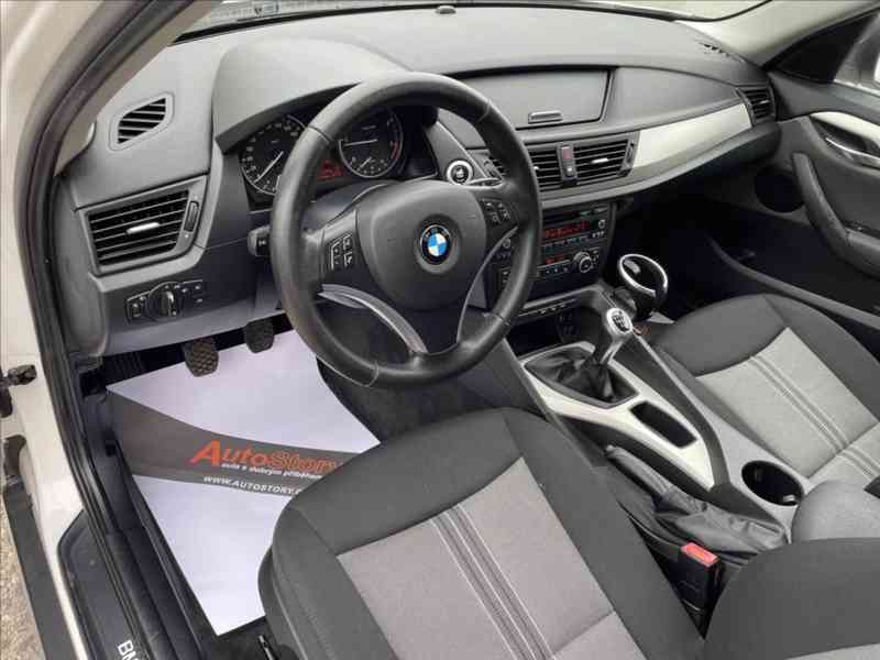 BMW X1 2,0 D X DRIVE, MANUÁL - foto 4