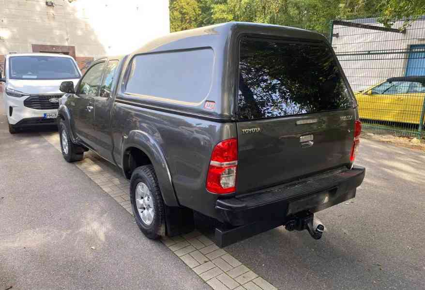 Toyota Hilux 2.5 D4D 106kw - foto 12
