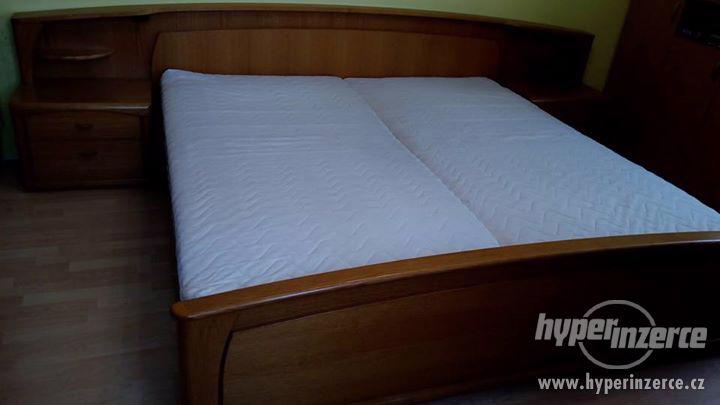 manželská postel - foto 1