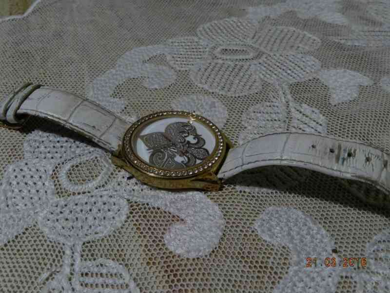 Hezké dámské hodinky Guess W95052L1 super cena - foto 2