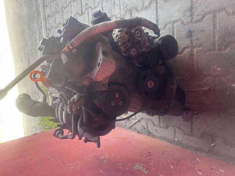 Motor Škoda Fabia 1,2 HTP 51KW BZG komplet záruka - foto 2