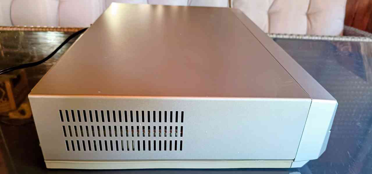 Toshiba SD-36V kombinace VHS a DVD - foto 6