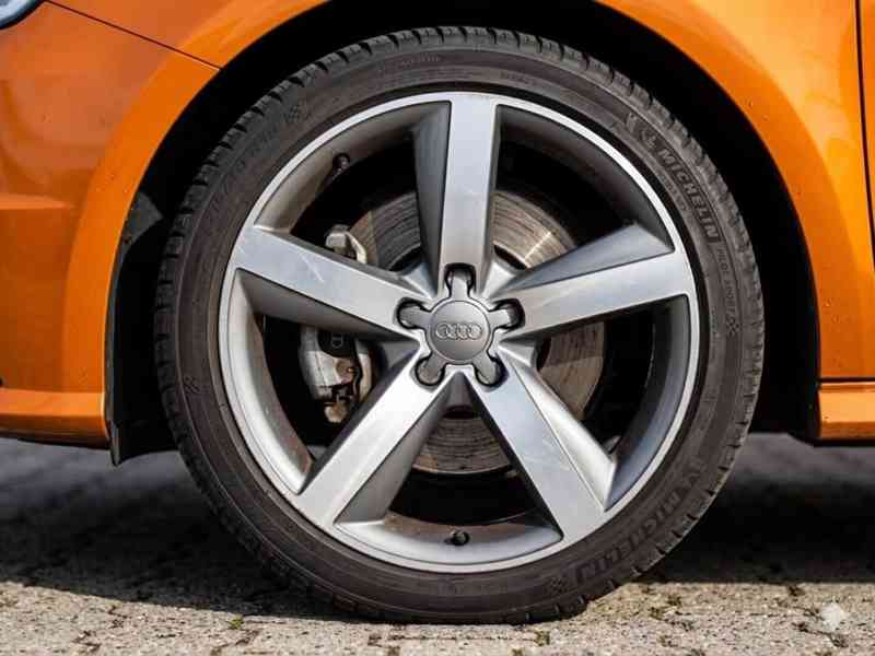 ALU KOLA original na Audi zimní + letní pneumatiky - foto 3