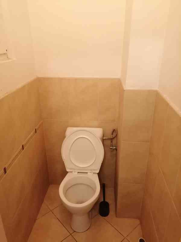 Pronájem 2+1, ulice Příční, centrum, 70 m2, balkon, komora - foto 8