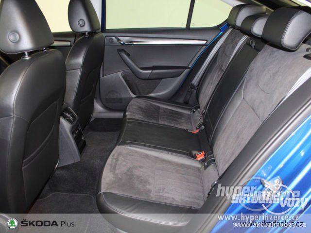 Škoda Octavia 2.0, nafta, automat, rok 2017, navigace, kůže - foto 2