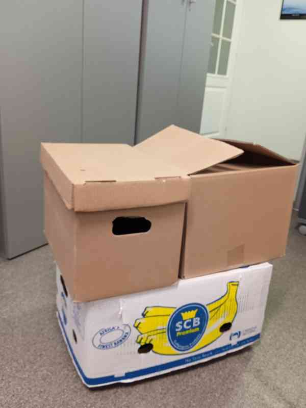 Krabice na stěhování, banánovky