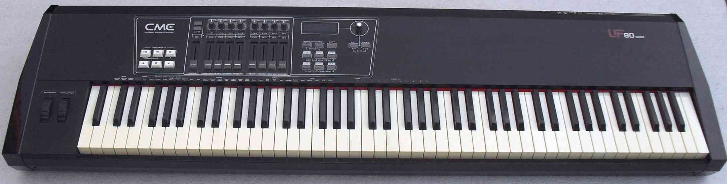 MIDI klávesy CME UF-80 Classic, kladívková mechanika - foto 1