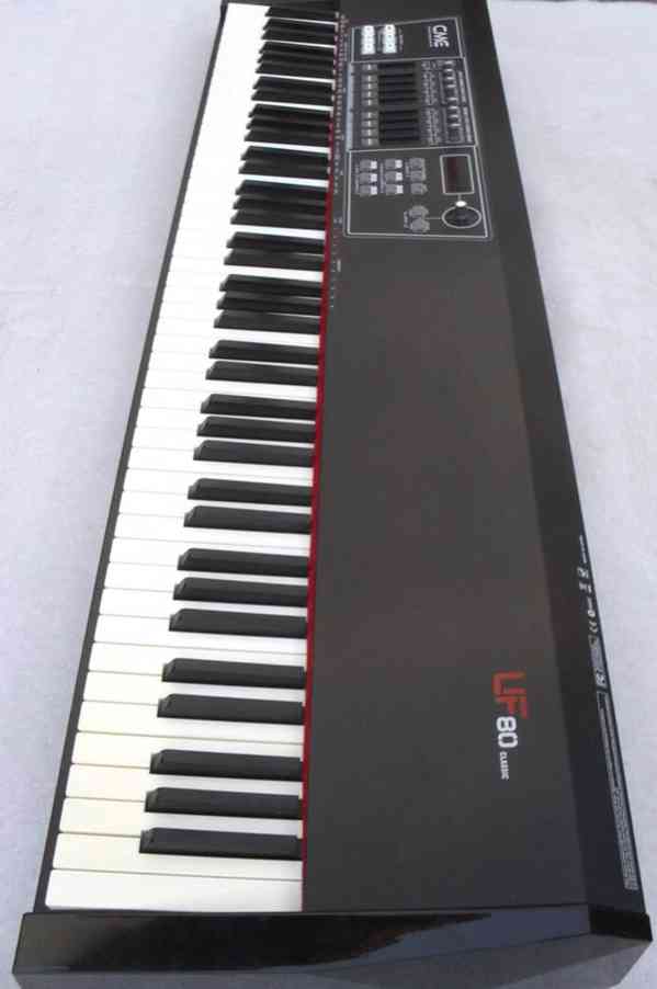 MIDI klávesy CME UF-80 Classic, kladívková mechanika - foto 2