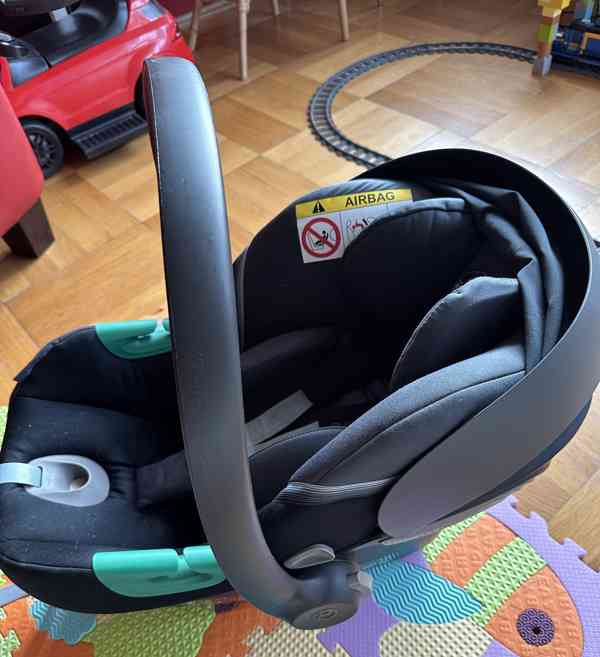 Dětská autosedačka Cybex Aton S2 i-size - foto 5