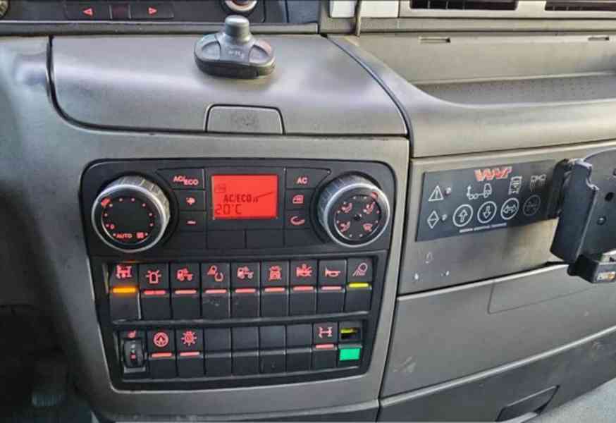 Eur5 Iveco 6x2 valník 6.5m+ HR 12m rotátor HIAB XS166 - foto 11