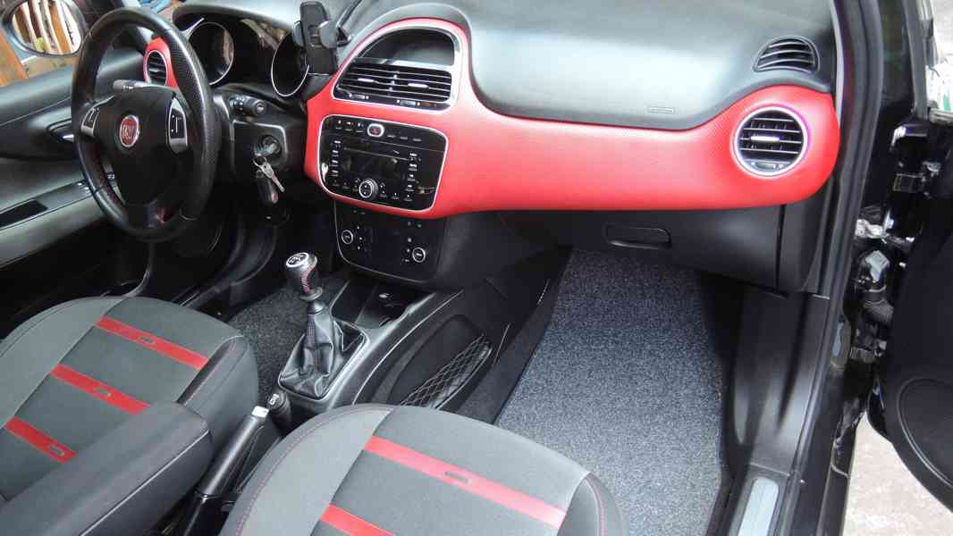 Fiat Punto EVO 1.4 77CV 8V E5 5P Racing - foto 24