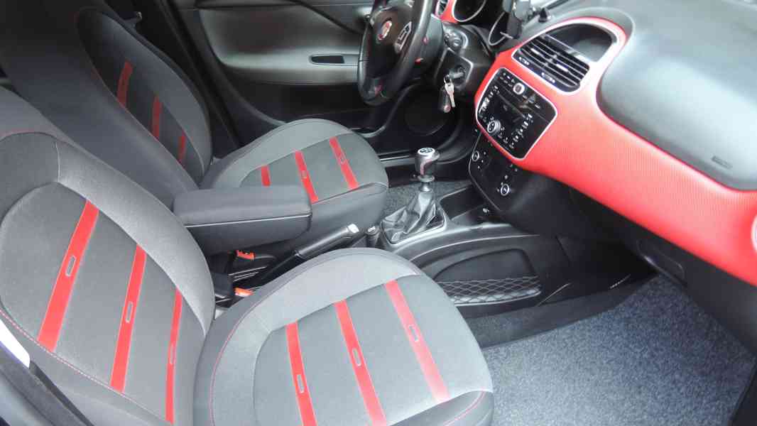 Fiat Punto EVO 1.4 77CV 8V E5 5P Racing - foto 23