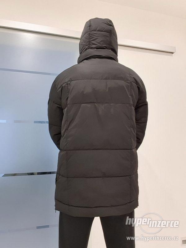 DKNY - Pánská zimní bunda/parka, černá, vel. L - foto 16
