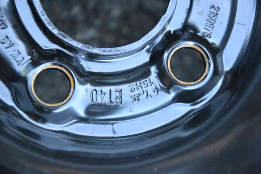 NOVÝ zimní komplet Š.Fabia IV/VW Polo,S.Ibiza-185/65R15 - foto 22