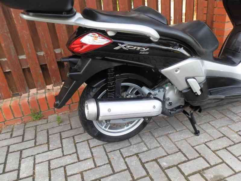 Yamaha X-city 125 i.e - foto 30