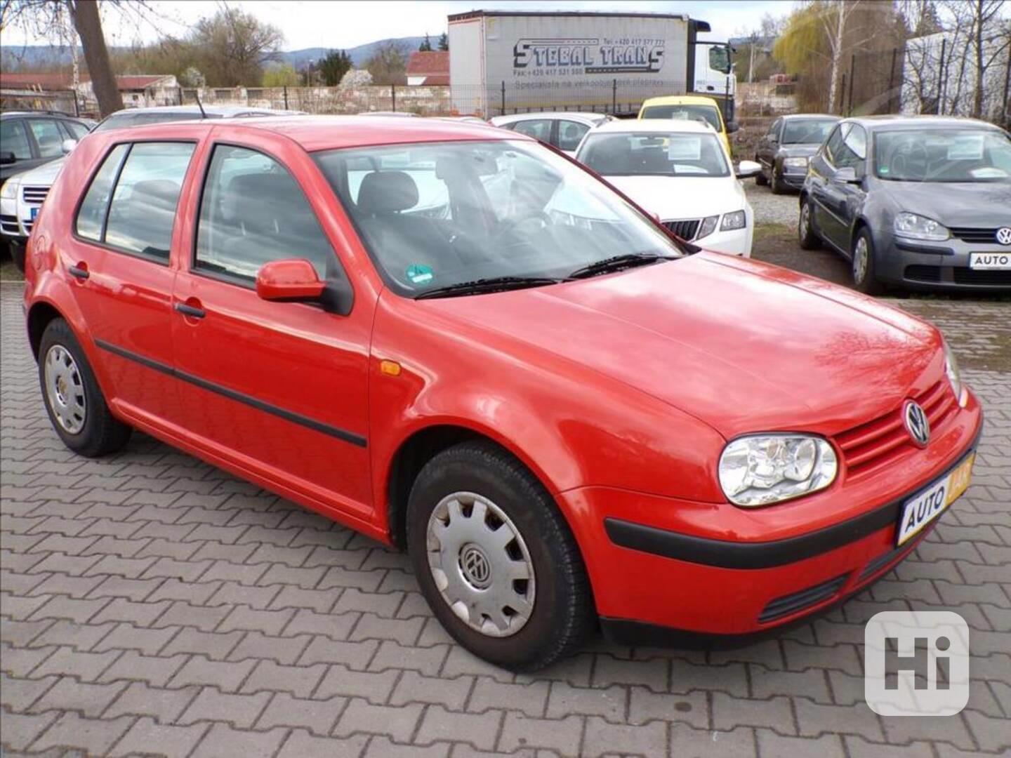 Volkswagen Golf 1,6 i AUTOMAT-HNED ODJÍŽDÍTE - foto 1