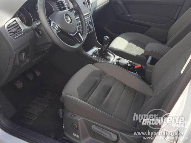 Volkswagen Golf Sportsvan 1 0 TSI / 81 kW Comfortline 1.0, benzín, r.v. 2018 - foto 15