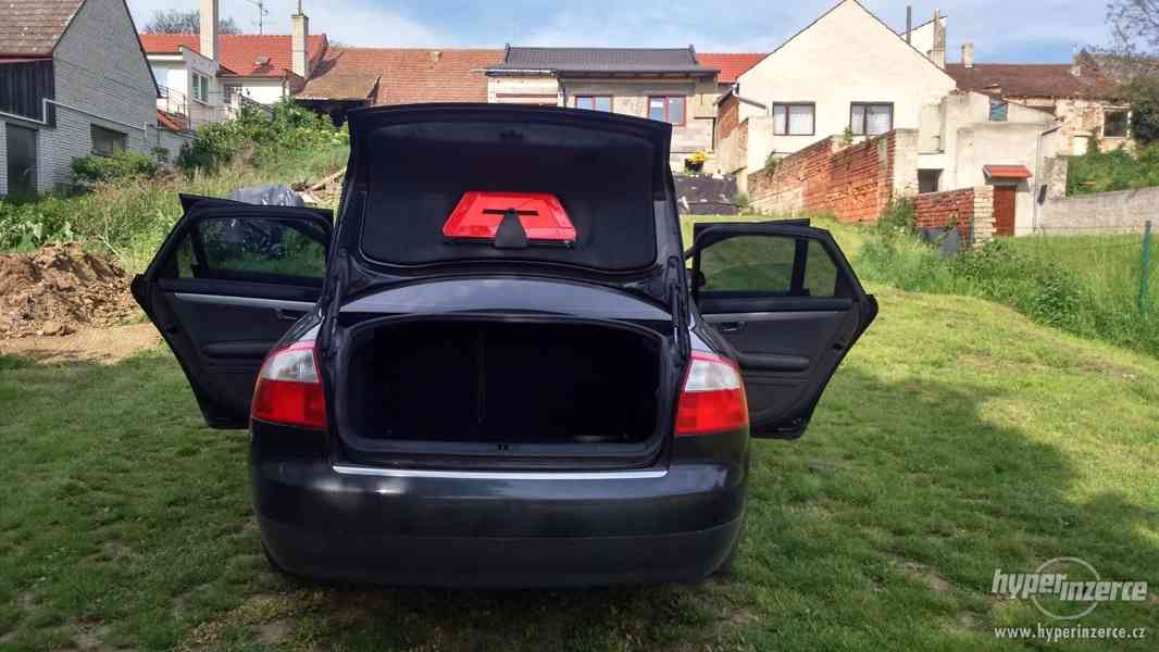 Audi A4 1.9 TDI 96KW - foto 6