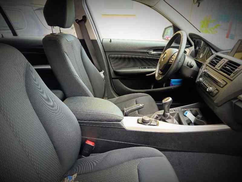 BMW 1 114i Comfort  34TKM - foto 21