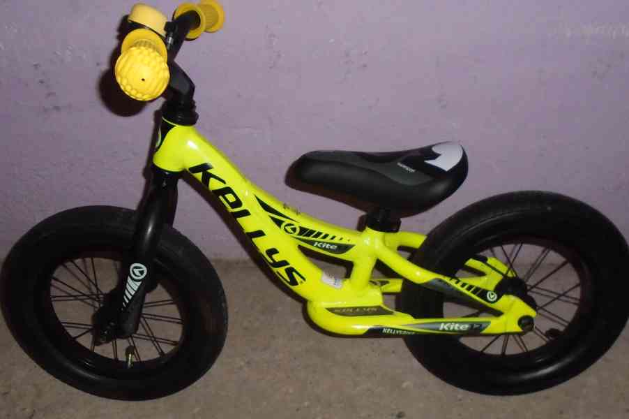 Prodám dětské Odrážedlo KELLYS KITE 12“. - foto 6