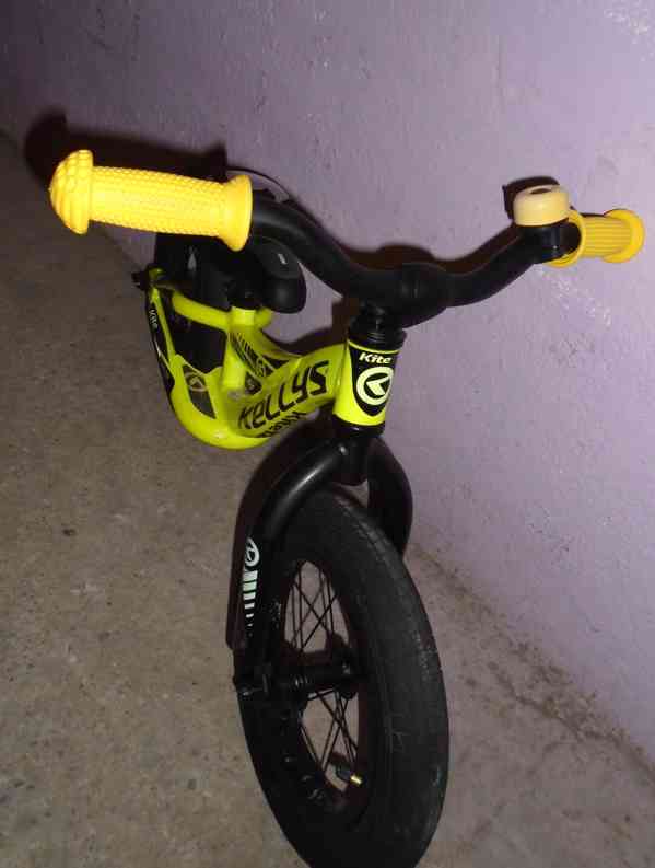 Prodám dětské Odrážedlo KELLYS KITE 12“. - foto 2