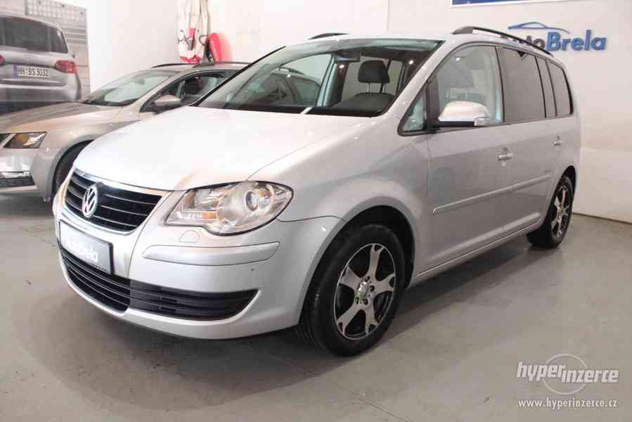 VW Touran 2.0 TDI HIG. 7 Míst tažné zařízení - foto 7