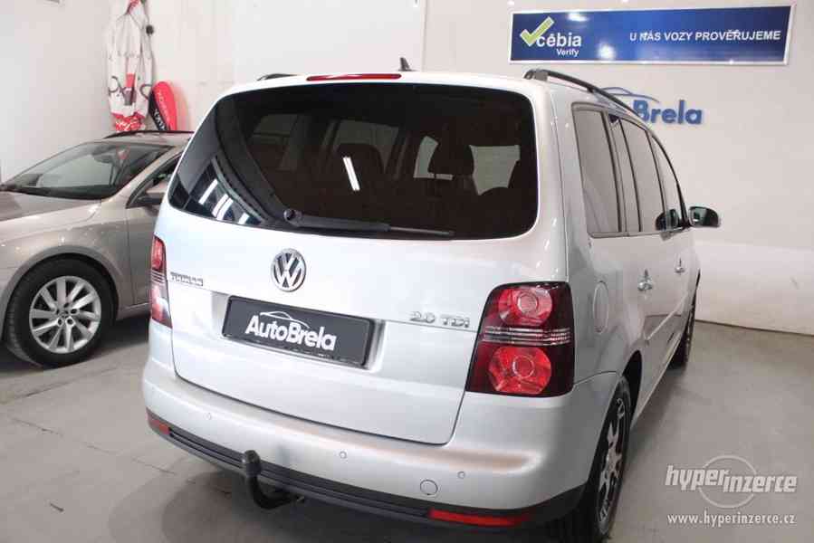 VW Touran 2.0 TDI HIG. 7 Míst tažné zařízení - foto 14