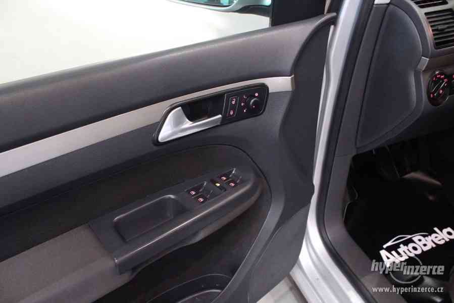 VW Touran 2.0 TDI HIG. 7 Míst tažné zařízení - foto 20