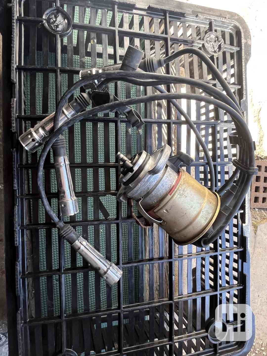 Rozdělovač FELICIA OCTAVIA 1.6 MPI - foto 1