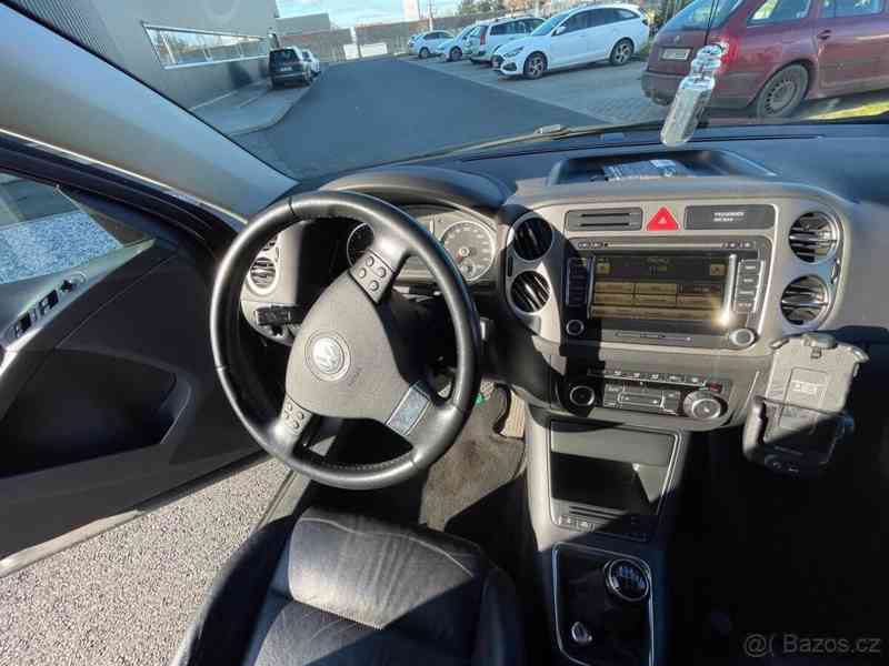 Volkswagen Tiguan 2,0   2010 - foto 9