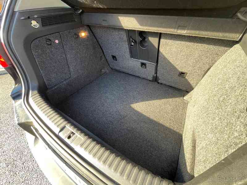 Volkswagen Tiguan 2,0   2010 - foto 12