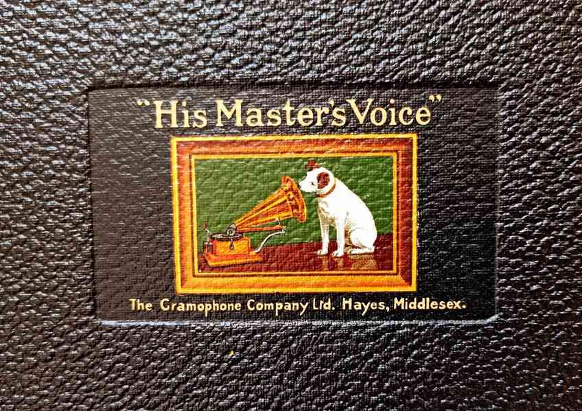Starožitný gramofon na kliku značky His Master’s Voice - foto 10
