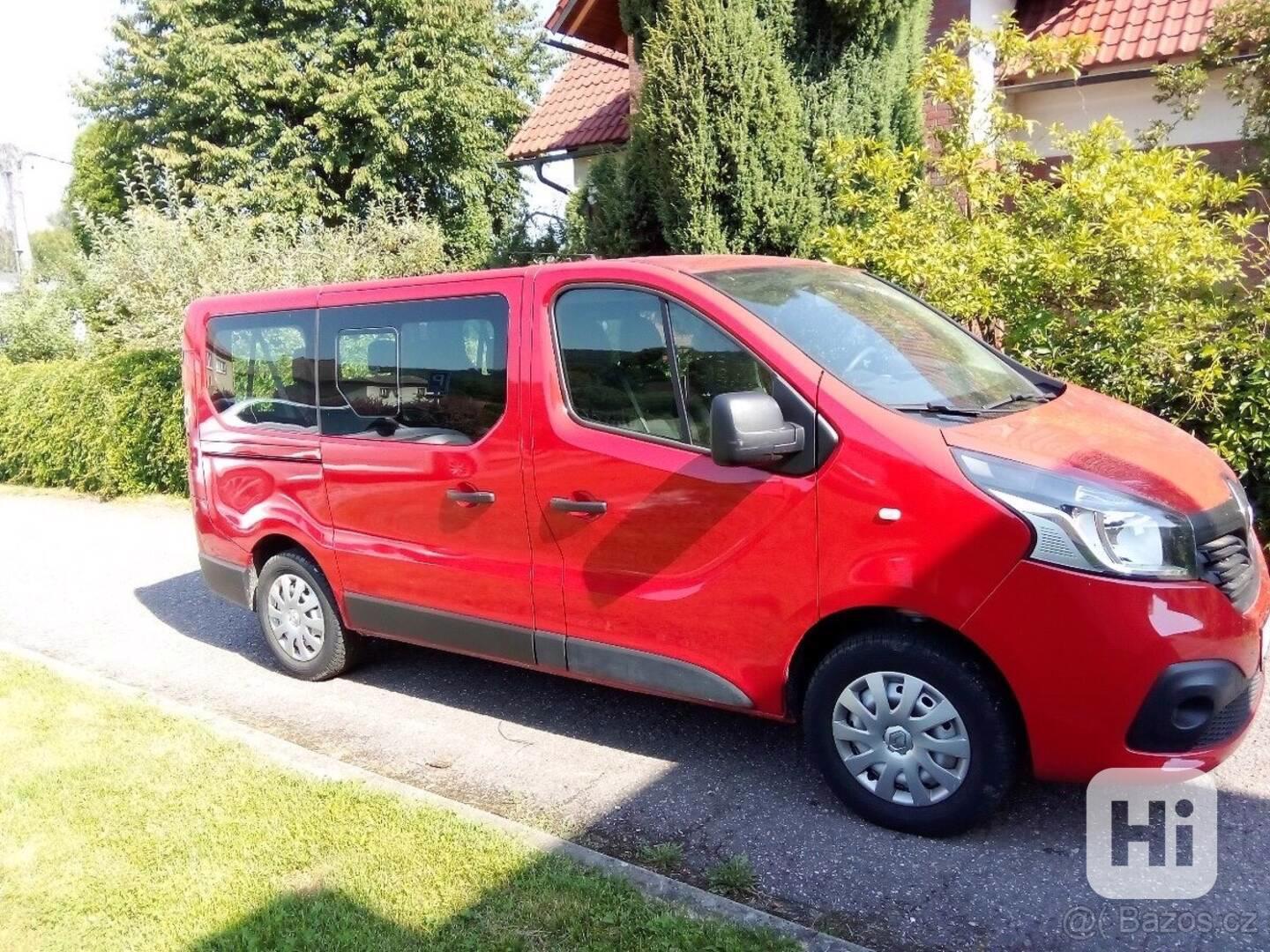 Renault Trafic Passenger - foto 1
