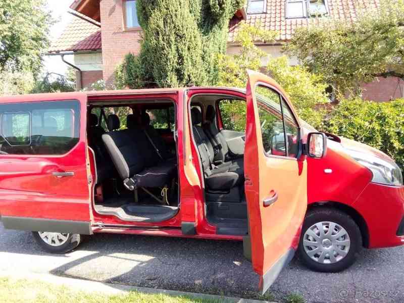 Renault Trafic Passenger - foto 3