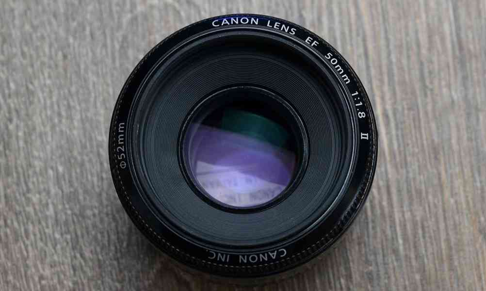Canon EF 50mm f/1.8 II *full-frame *2. generace - foto 4