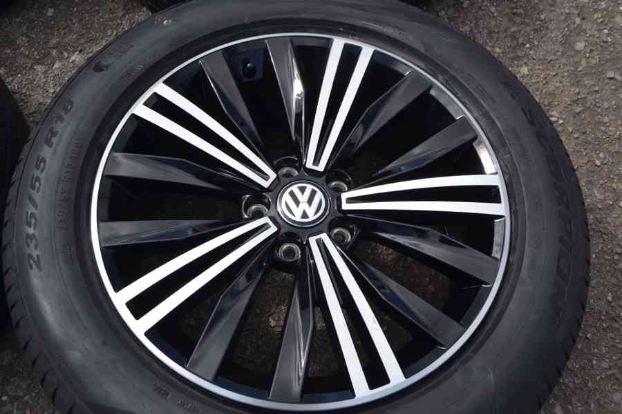 VW Tiguan/Š.Kodiaq -NOVÁ letní orig.Alu sada -235/55R18 - foto 3