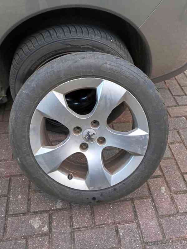 Peugeot 3008 2,0   automat HDi - foto 12