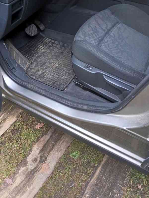 Peugeot 3008 2,0   automat HDi - foto 6