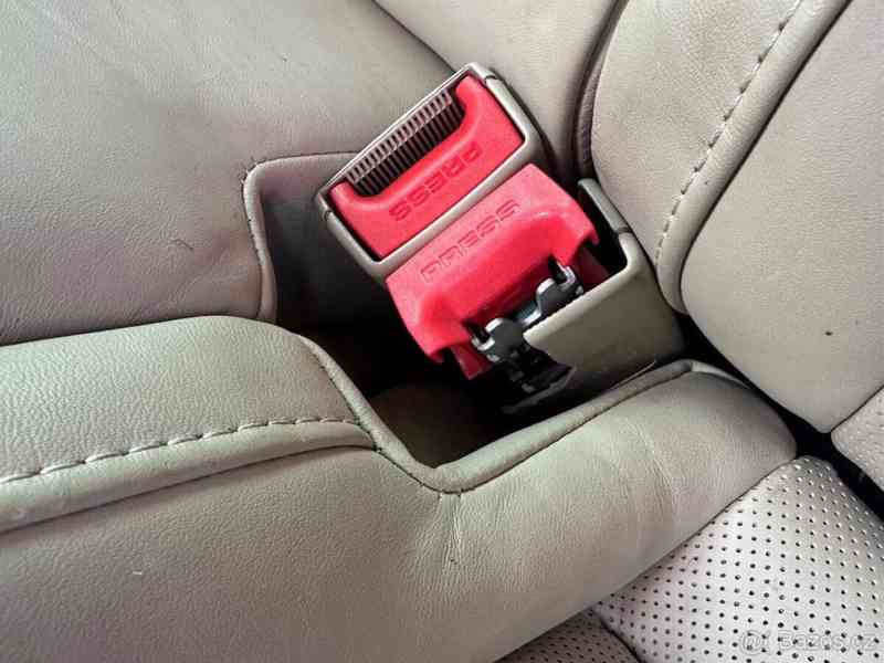 Škoda Superb 2,0   Laurin & Klement TDI 125 kW - foto 17