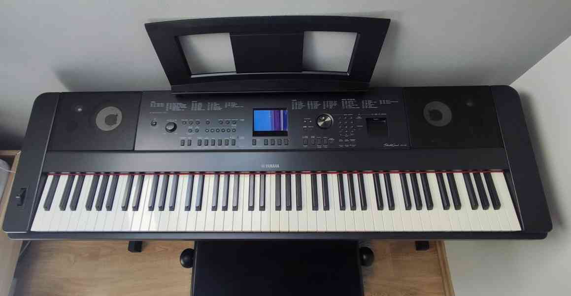 Digitální piano Yamaha DGX-660 B - foto 2