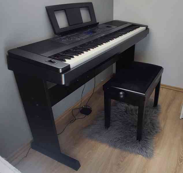 Digitální piano Yamaha DGX-660 B - foto 3