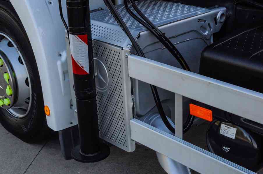 MERCEDES AXOR 1829 HÁKOVÝ NOSIČ KONTEJNERŮ HYDRAULICKÁ RUKA - foto 31